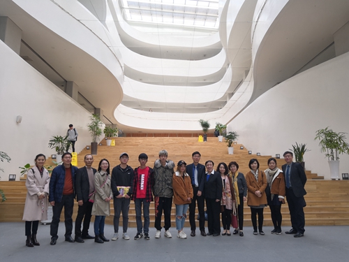 龙仁校区学生合影 (2)_副本.jpg 龙仁校区学生合影 (2)_副本.jpg